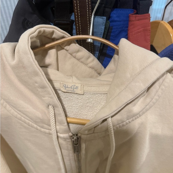 Brandy Melville Hoodie - Picture 3 of 3